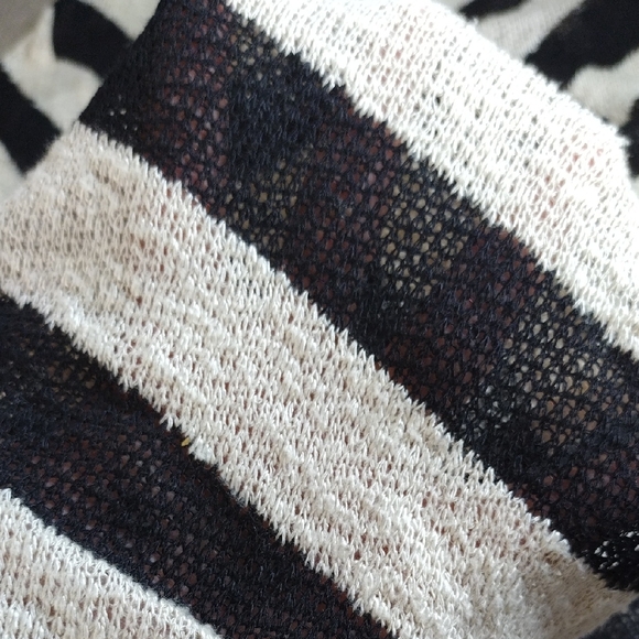 Bobeau Black and Cream Striped Cardigan - Picture 6 of 16